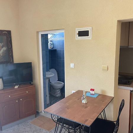 סרנדה Elias Guest House מראה חיצוני תמונה