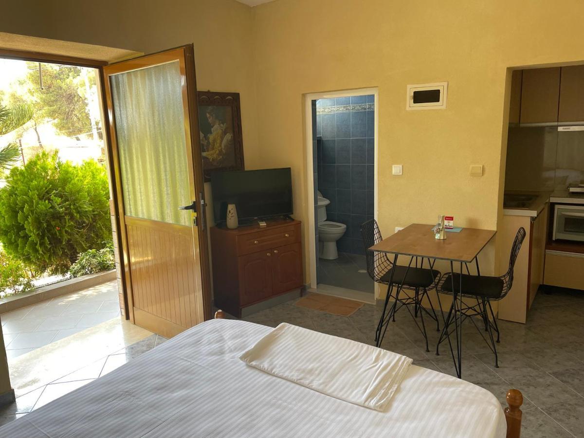 סרנדה Elias Guest House מראה חיצוני תמונה